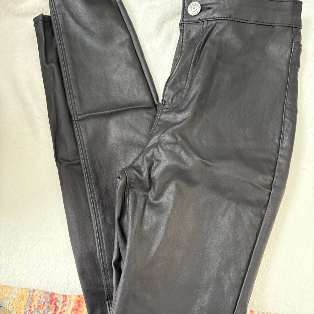 Almost Famous Black Skinny Women's Jeans